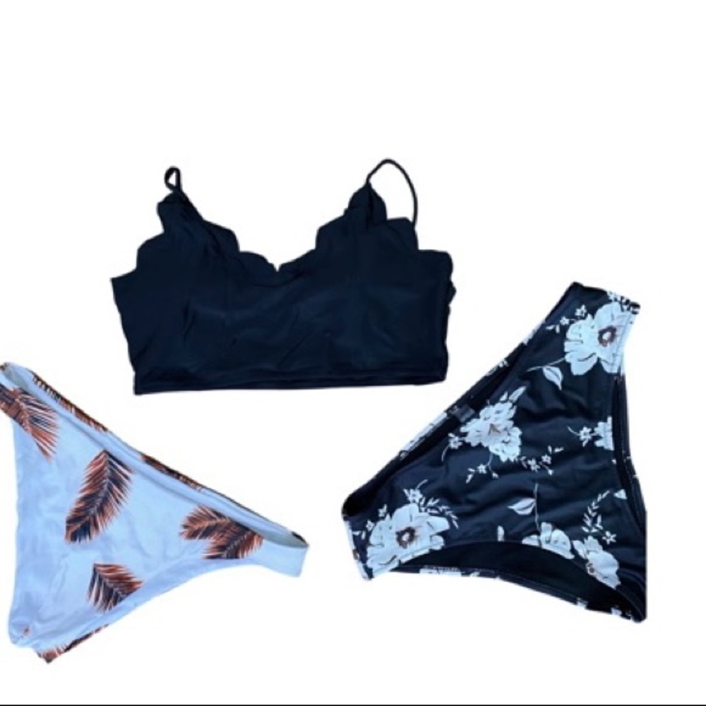 Swimsuits - 1 top / 2 bottoms